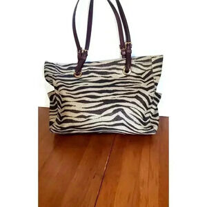 MICHAEL KORS Jet set Zebra print Jacquard large tote shoulder bag metallic sheen